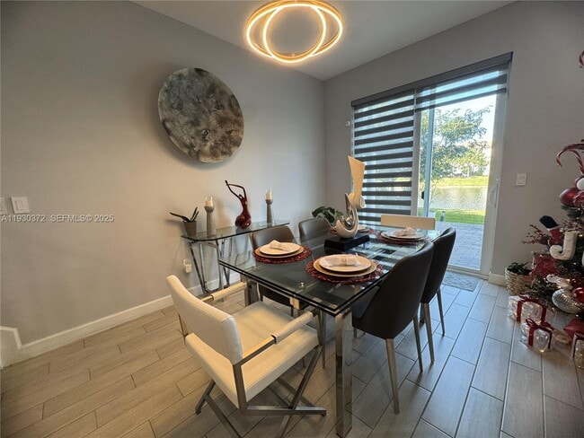 Building Photo - 4862 Navali Dr