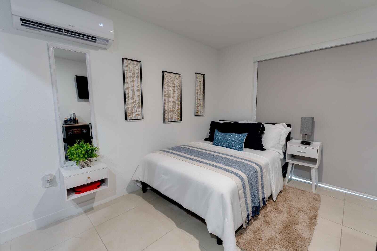 Building Photo - 1112 NW 2nd St