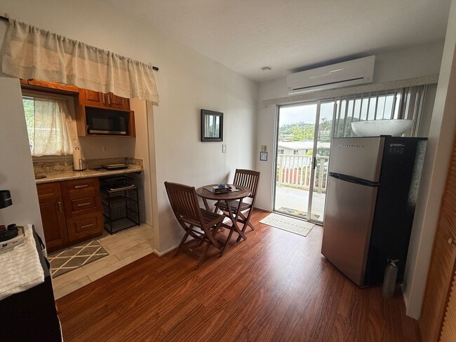 Building Photo - Maunawili furnished studio ADU available now!