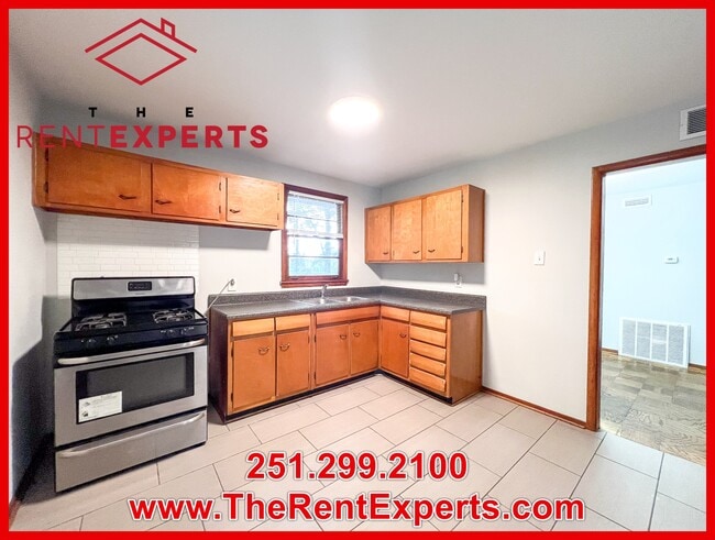 Building Photo - 5301 S David Langan Dr