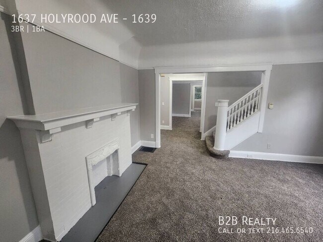 Building Photo - 1637 Holyrood Rd