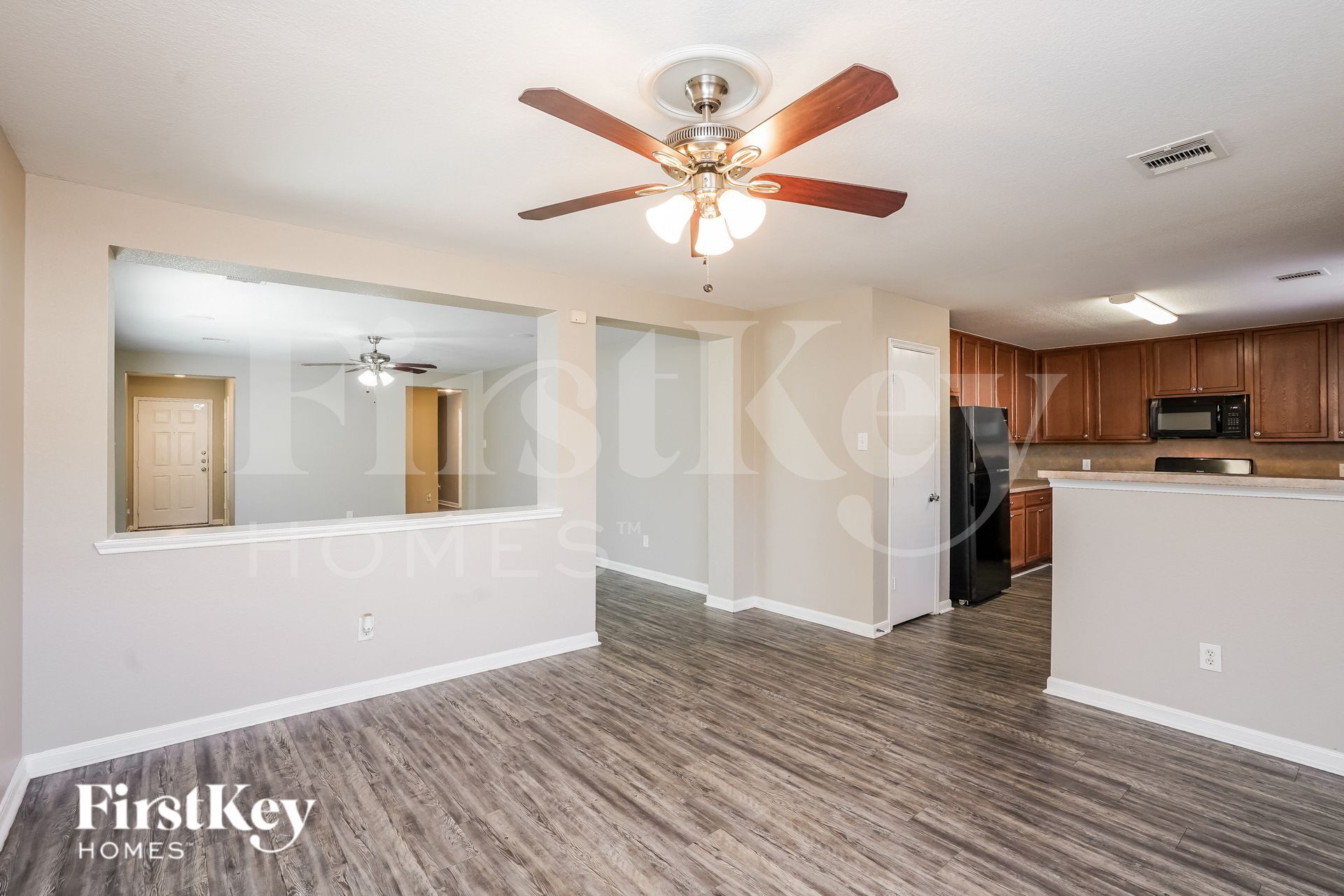 Building Photo - 6622 Hawthorne Falls Ln