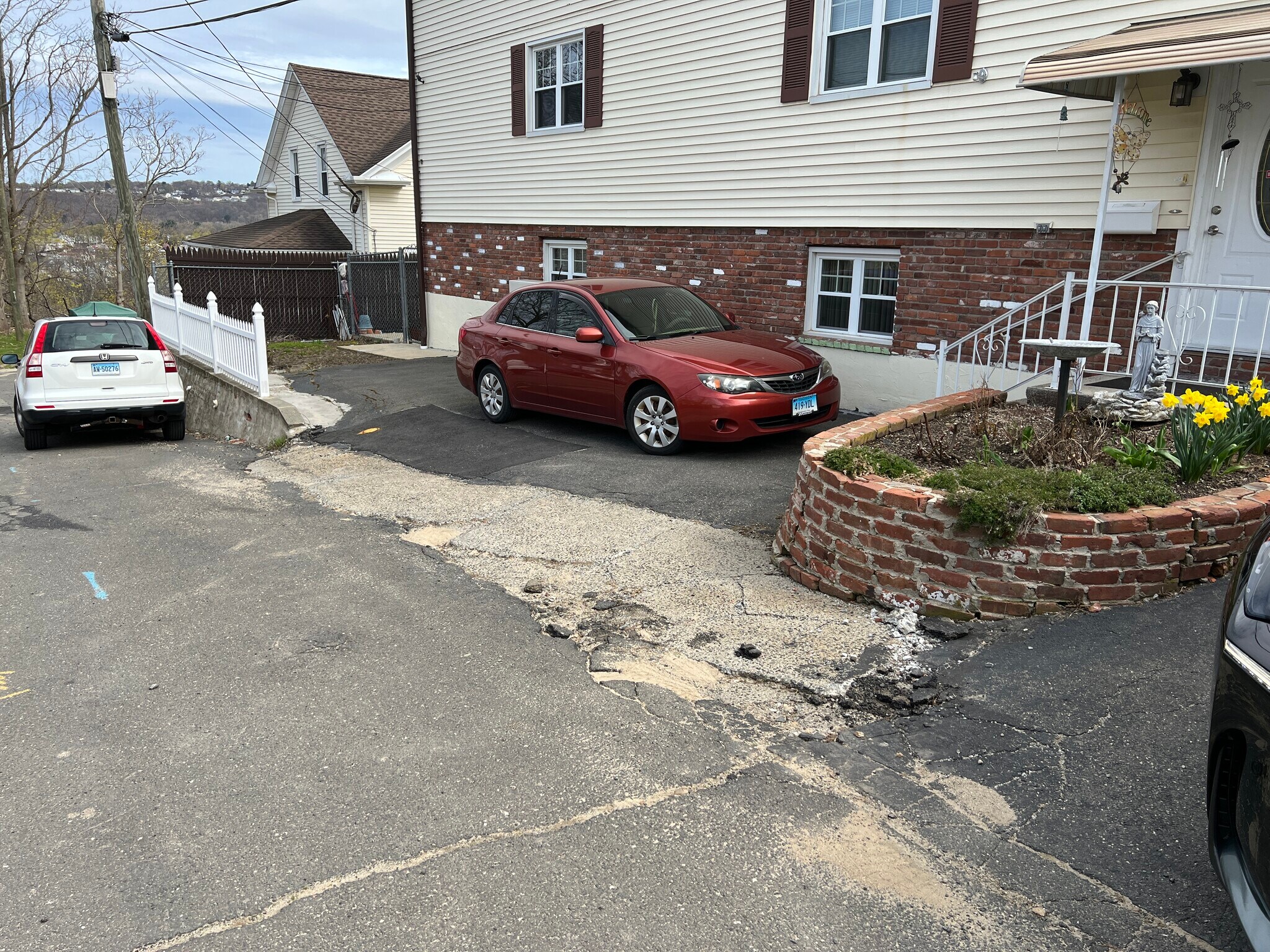 Building Photo - 12 Hilltop Ave