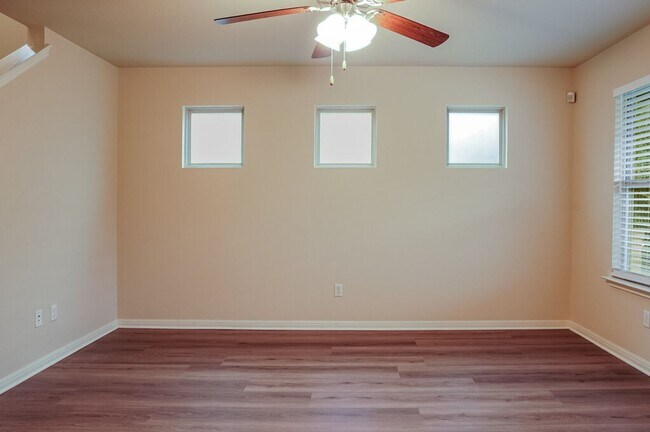 Building Photo - 4616 Inicio Ln