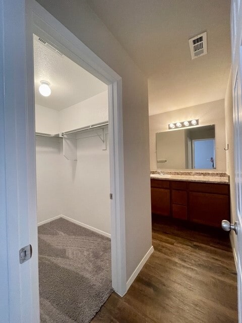Building Photo - 870 S Jaybird Ln