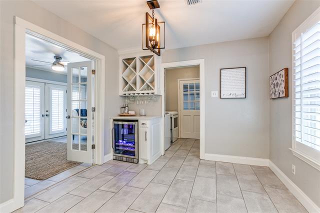 Building Photo - 413 Canyon Creek Dr