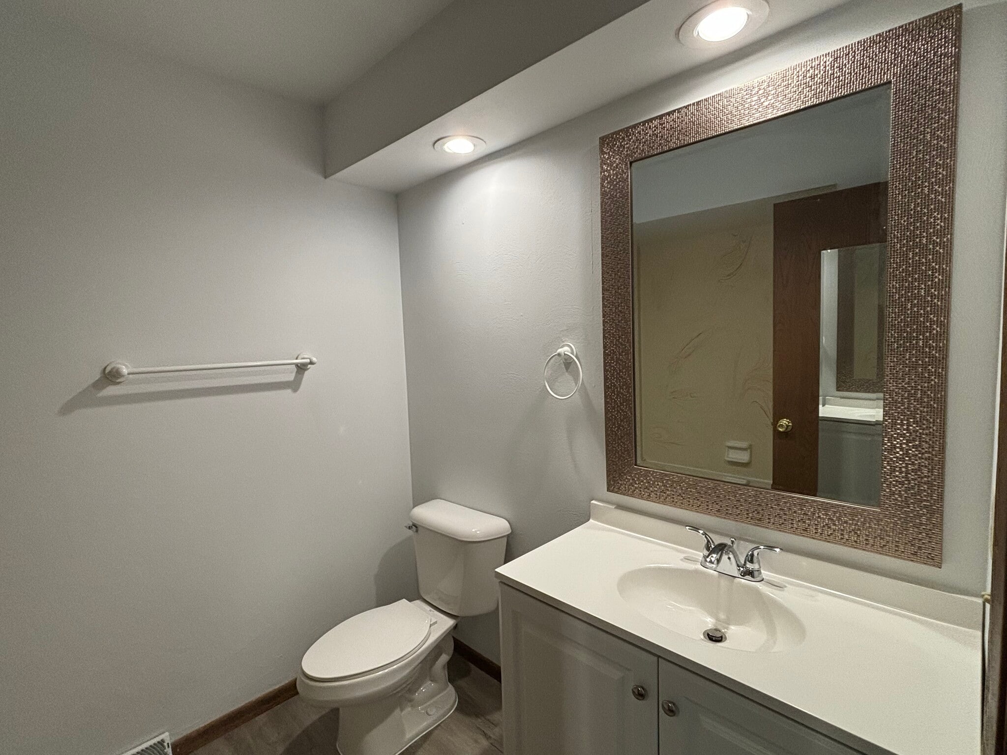 Building Photo - 6844 Sunset Meadow Dr