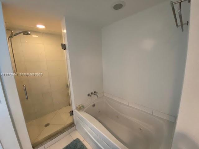 Building Photo - 500 Brickell Ave