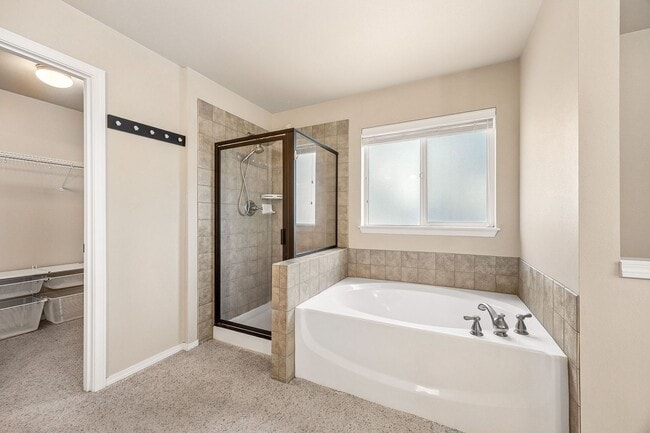 Building Photo - 3 Bedroom 2.5 bath Foxglove Meadows Home $3495.00