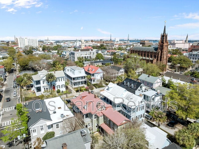 Building Photo - 139 1/2 Broad Street