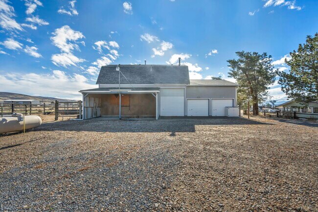 Building Photo - 30 El Caballo Trail