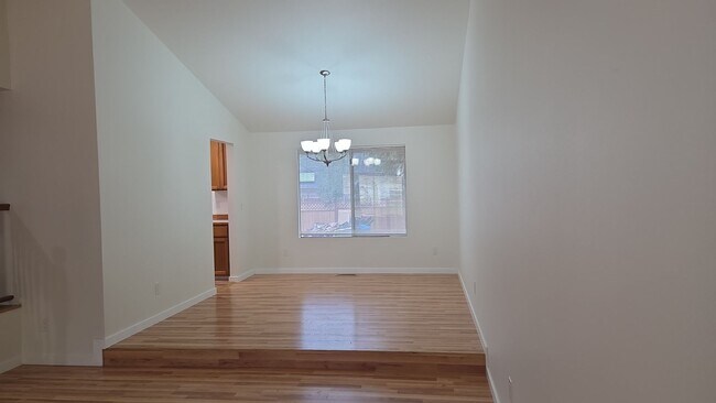 Building Photo - 10242 Ashley Cir NW