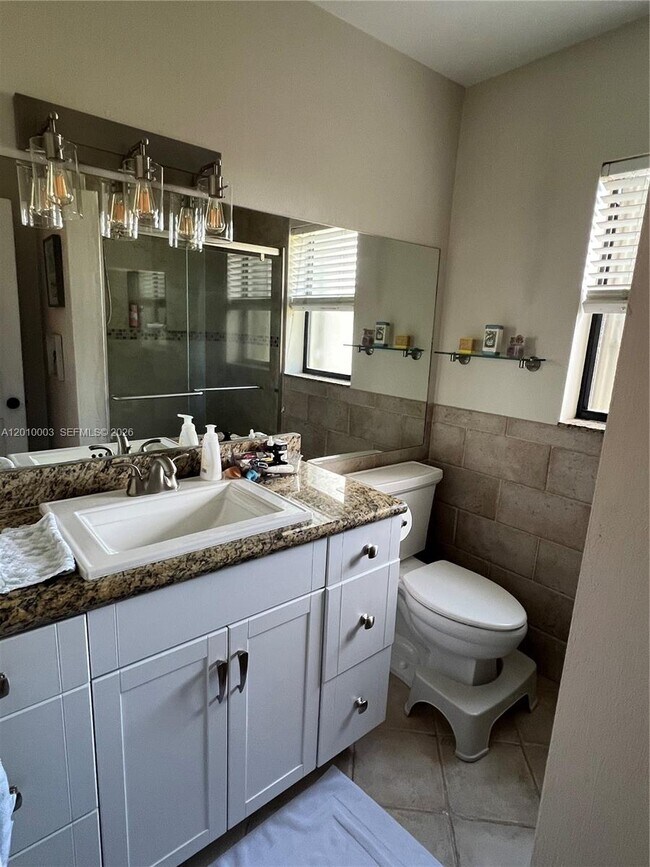 Building Photo - 3357 Cocoplum Cir