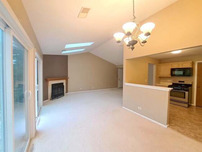 Building Photo - 106 Stirling Ln