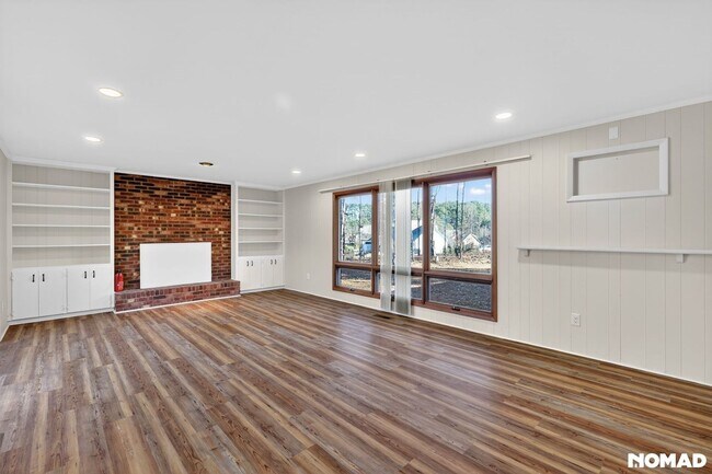 Building Photo - 118 Bobwhite Ln