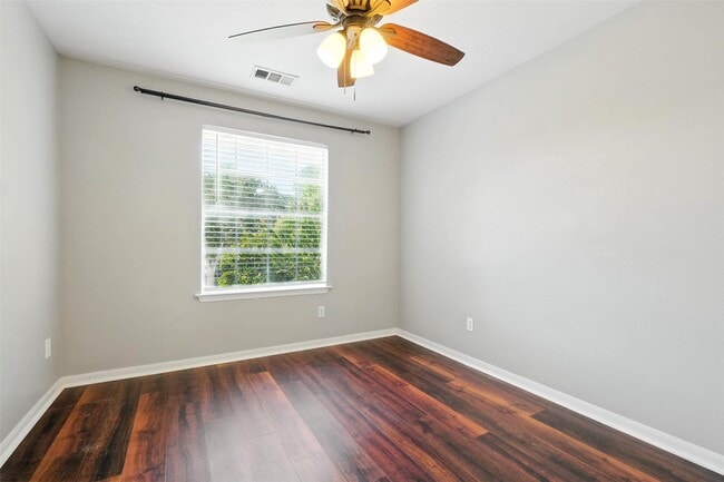 Building Photo - 10222 Thornmont Ln