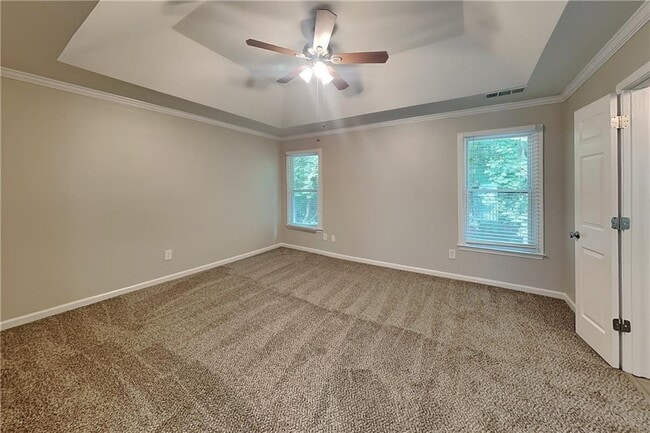 Building Photo - 105 Cottage Oaks Ln