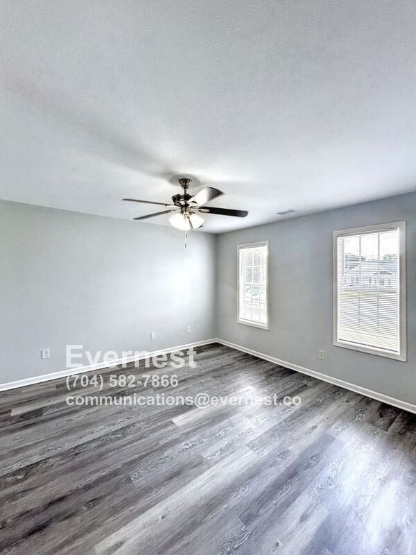 Building Photo - 1007 Bitter Root Ct