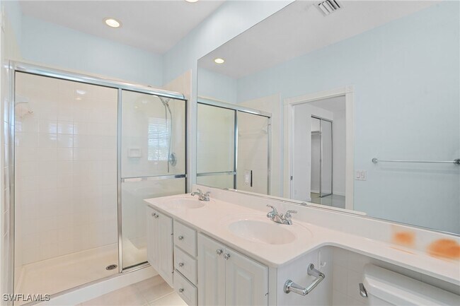 Building Photo - 14662 Escalante Way