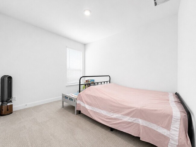 Building Photo - 17293 Texas Pistache Dr