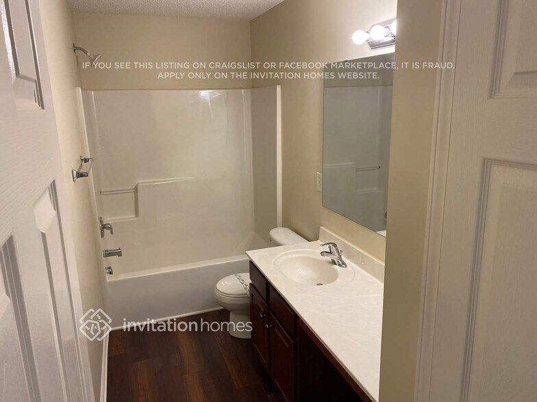 Building Photo - 3811 Cameron Creek Dr