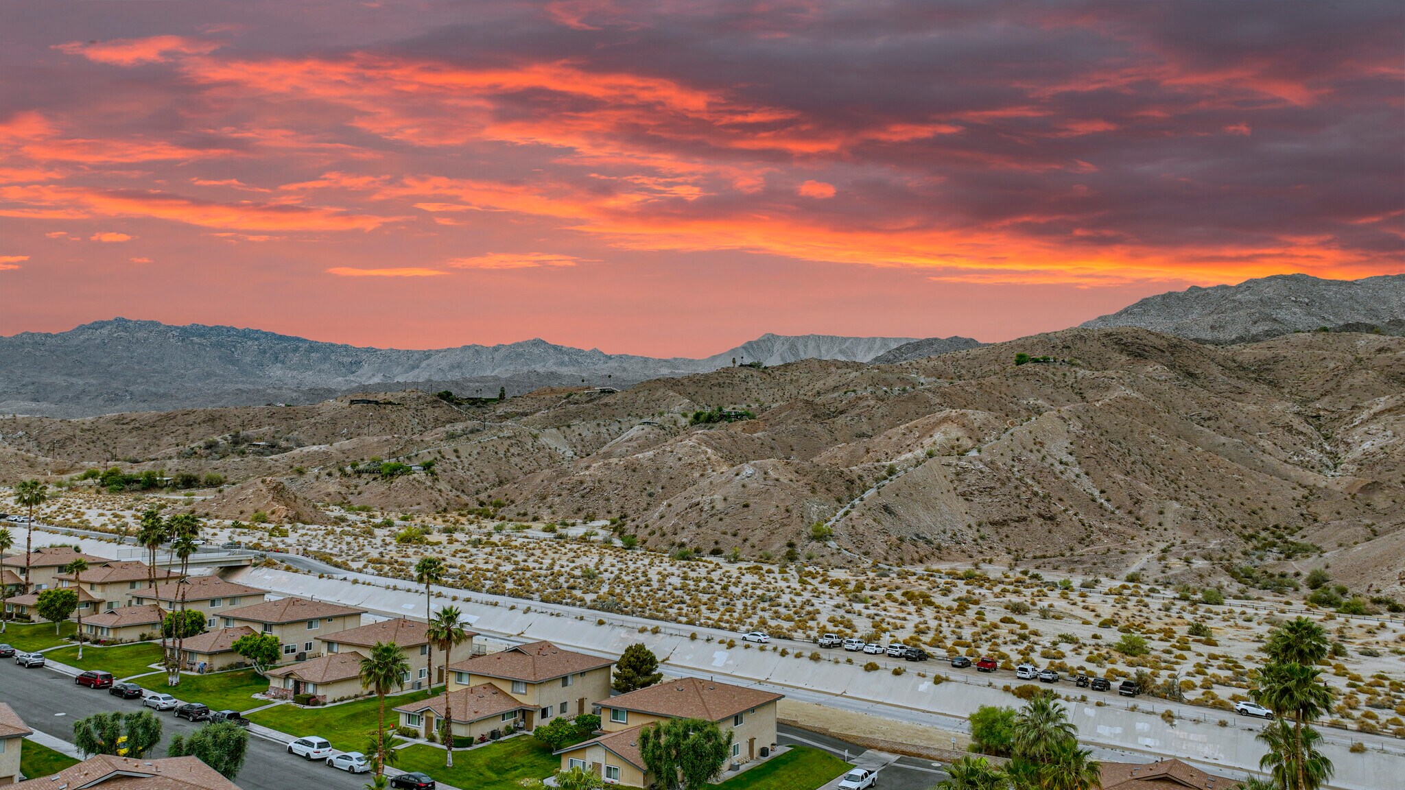 Building Photo - 72577 Edgehill Dr