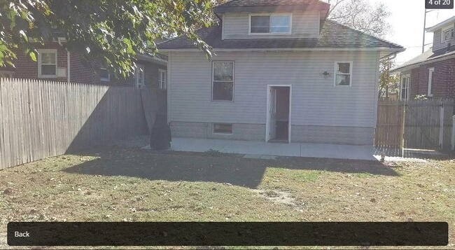 Building Photo - 21 W 2nd Ave