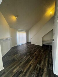 Building Photo - 3524 W Buckingham Rd