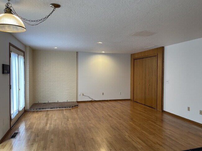 Building Photo - Classic 3-Bedroom Home with Large Yard & Attached 2-Car Garage