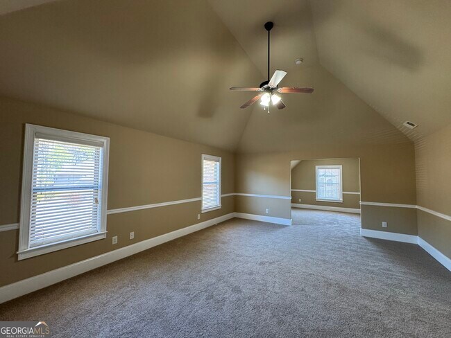 Building Photo - 352 Plymstock Dr