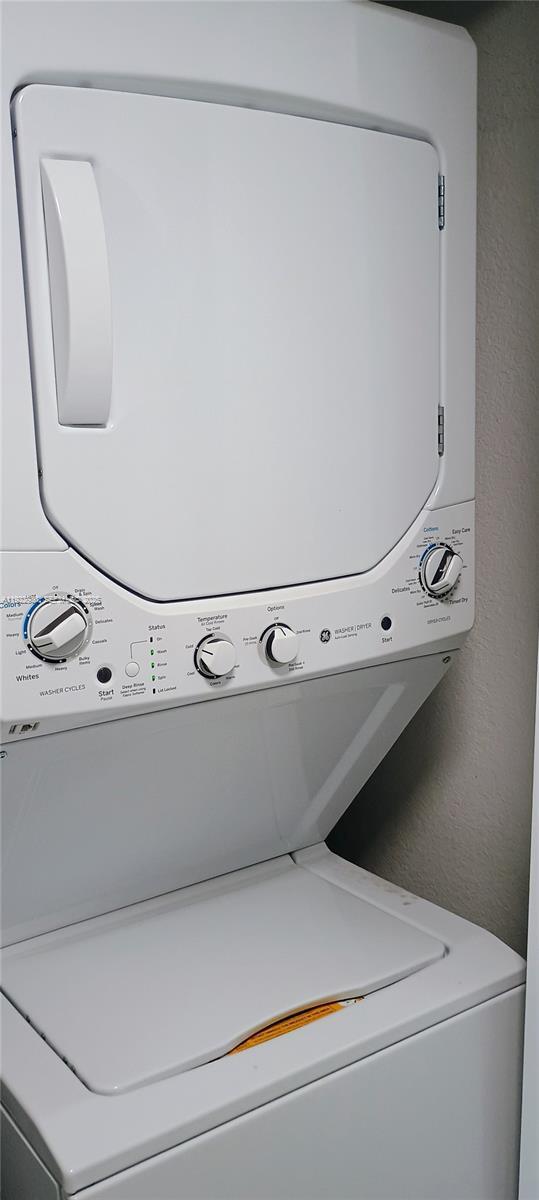 Building Photo - 36 NW 6th Ave