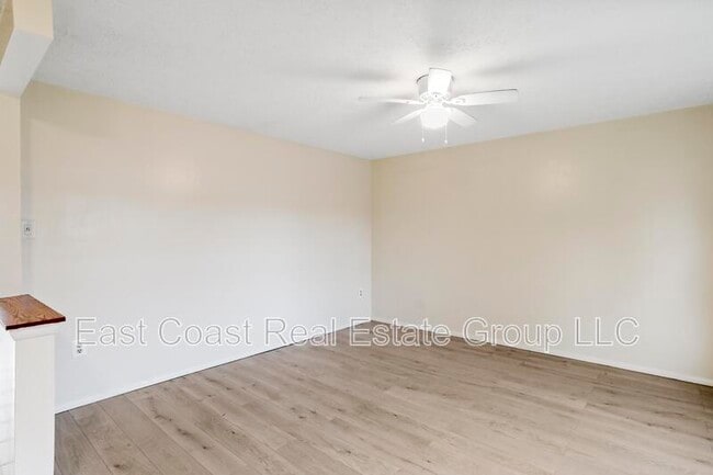 Building Photo - 140 Sandalwood Ct