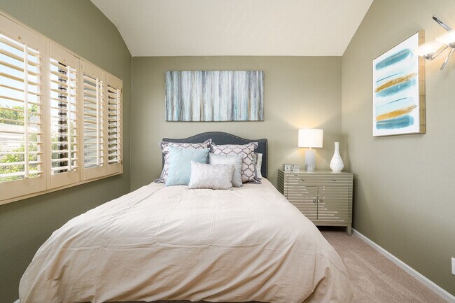 Building Photo - 7272 E Gainey Ranch Rd