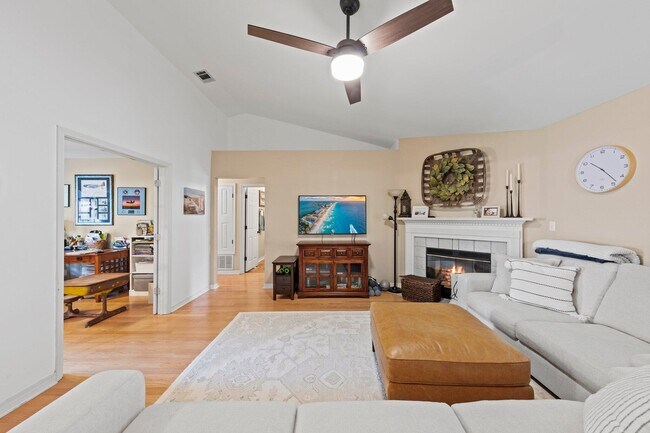 Building Photo - 4405 Southminster Cir