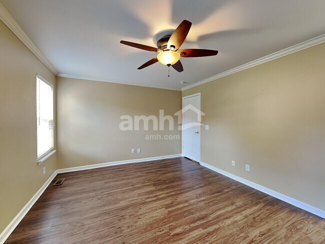 Building Photo - 6544 Broken Bow Dr