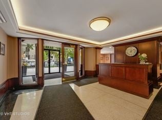 Building Photo - 1415 N Dearborn Pkwy