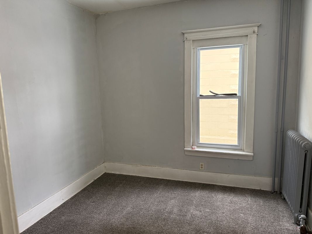 Building Photo - 24-26 Clarke Avenue, First Floor