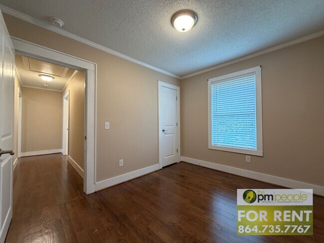 Building Photo - 209 Bivens St