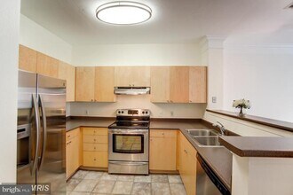 Building Photo - 3021 Nicosh Cir