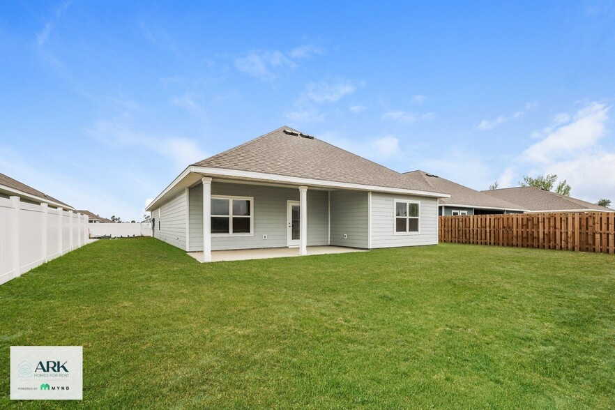 Building Photo - 455 Eagle Lake Wy