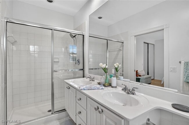 Building Photo - 28713 Alessandria Cir