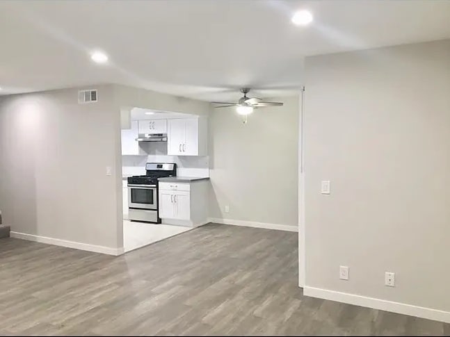 Building Photo - 1145 Linden Ave