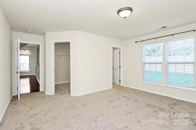 Building Photo - 10009 Barbee Dr