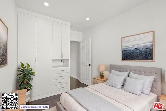 Building Photo - 841 Oxford Ave