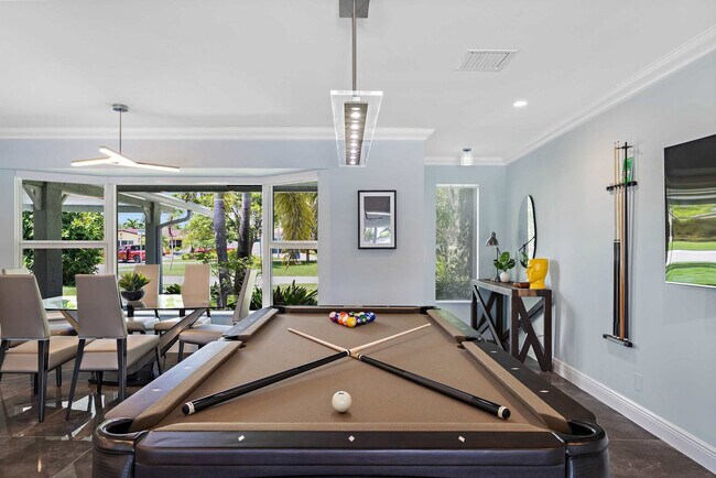 Primary Photo - 2001 NW 36th St