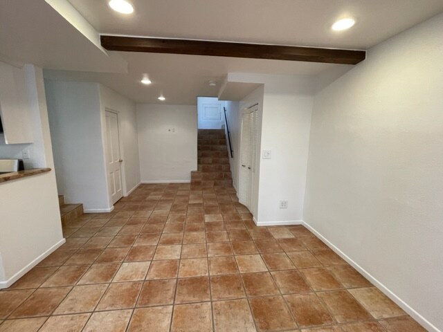 Building Photo - 1855 N Kingsley Dr