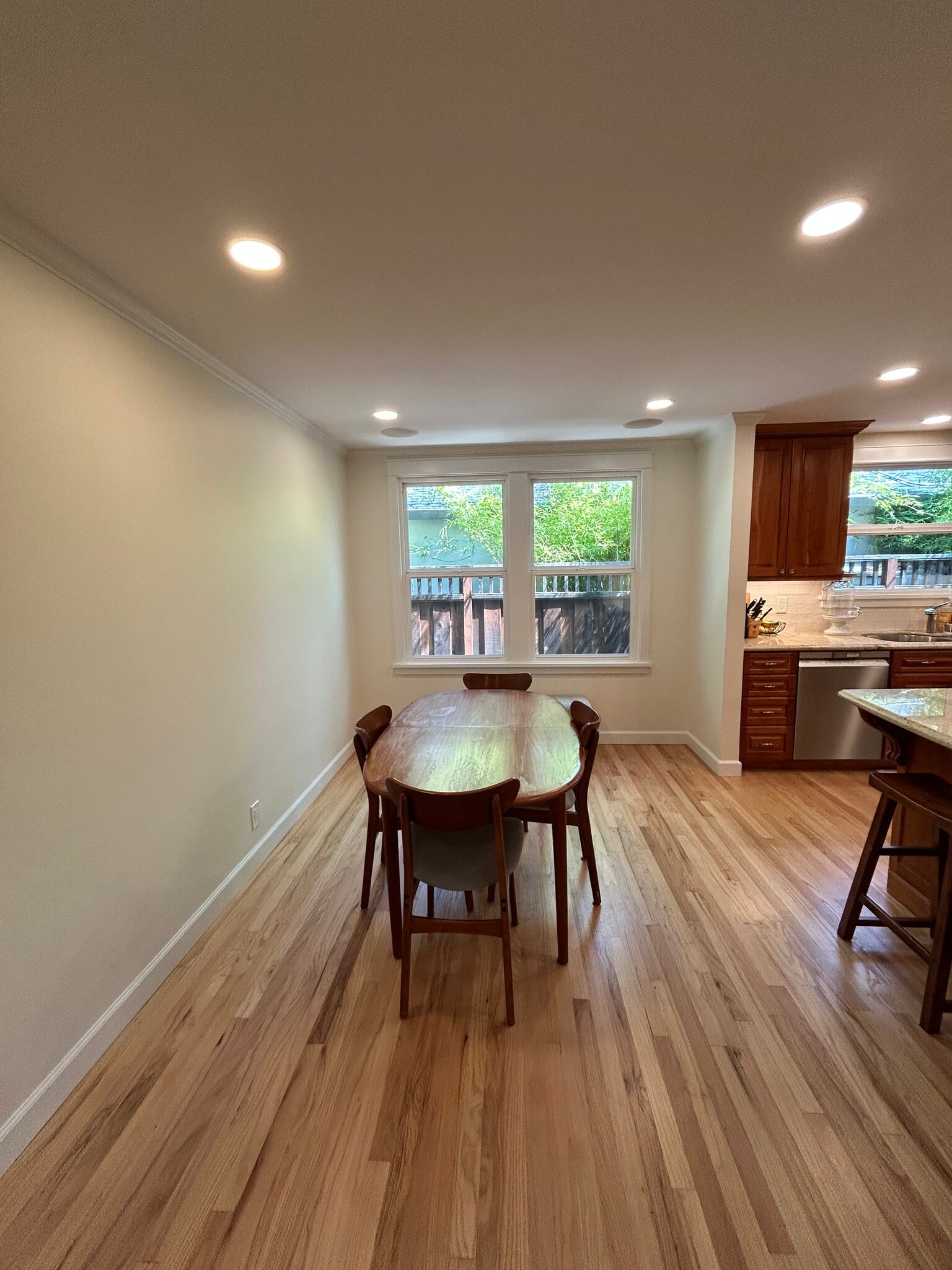 Dining area - 903 Timothy Ln