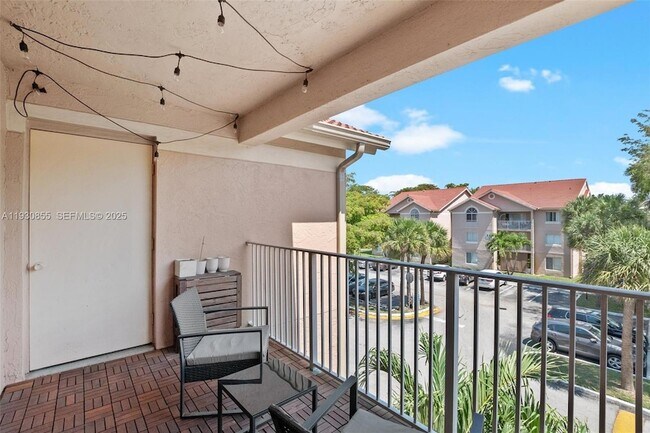 Building Photo - 15770 SW 104th Terrace