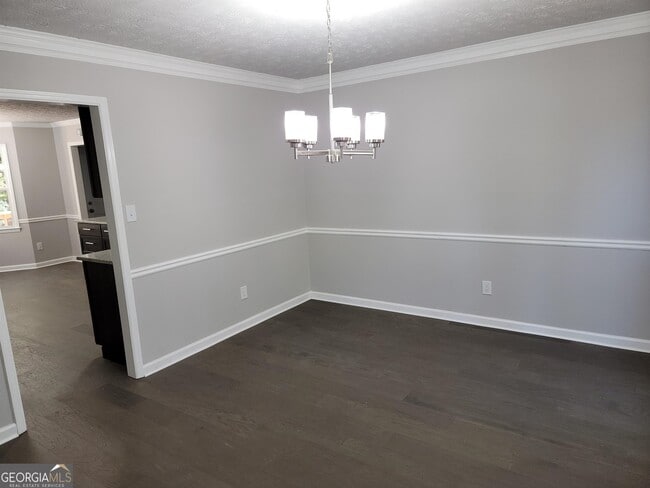 Building Photo - 260 Greenfield Cir