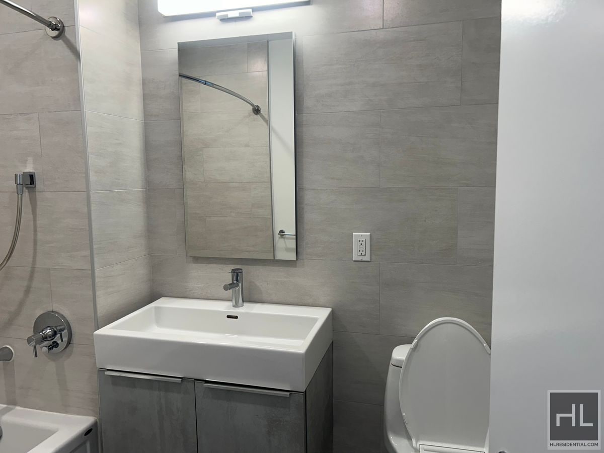 Building Photo - NORTHERN BOULEVARD